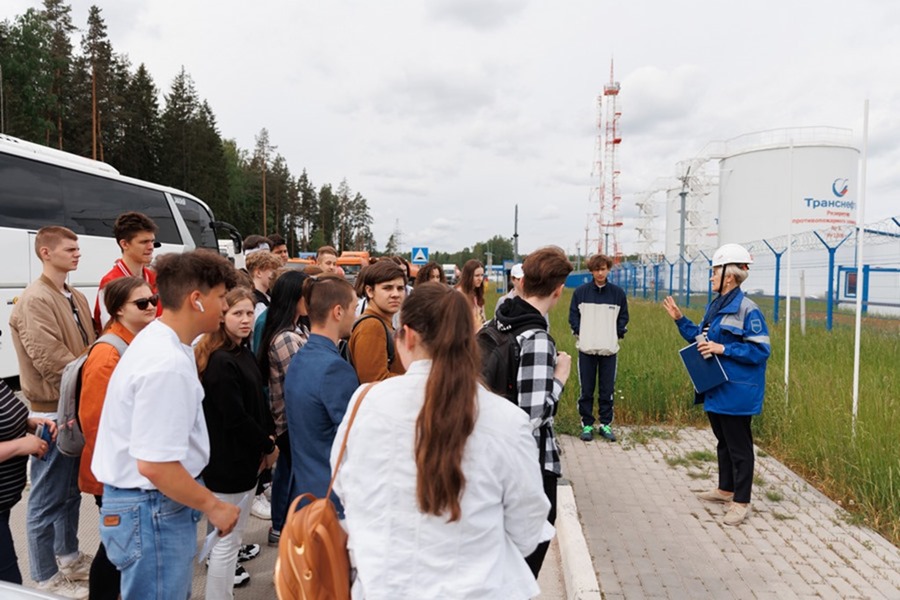 Опытные сотрудники ООО «Транснефть – Балтика» выступили наставниками студентов-практикантов