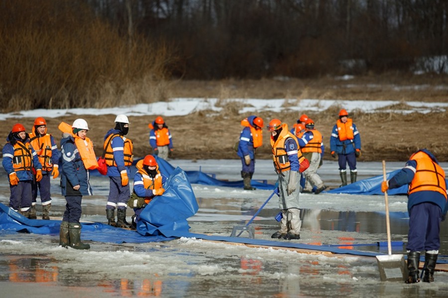 Нештатные ситуации на реке Мшаге в Новгородской области отработали нефтепроводчики «Транснефть – Балтики»