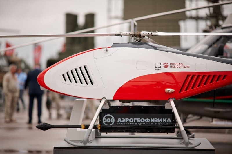 На форуме «Армия» представлен первый российский сертифицированный тяжелый беспилотник вертолетного типа БАС-200