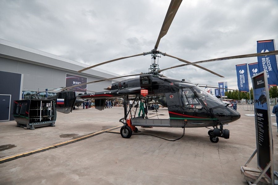 Полчаса займет трансформация многоцелевого вертолета Ка-226Т в условиях аэродрома