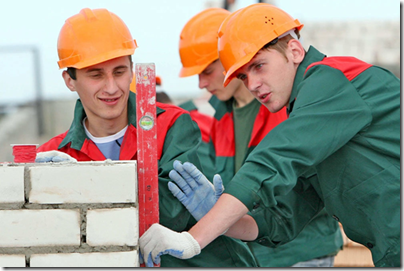 В Калининградской области спрос на работников вырос на 49%