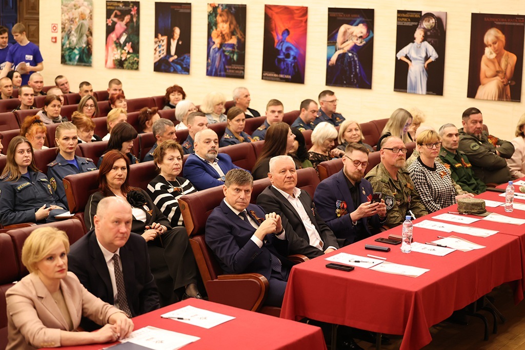 Более 18 тысяч калининградцев написали «Диктант Победы»