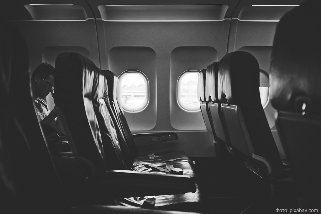 Скандальный инцидент в аэропорту Храброво: пассажир прилетел пьяным