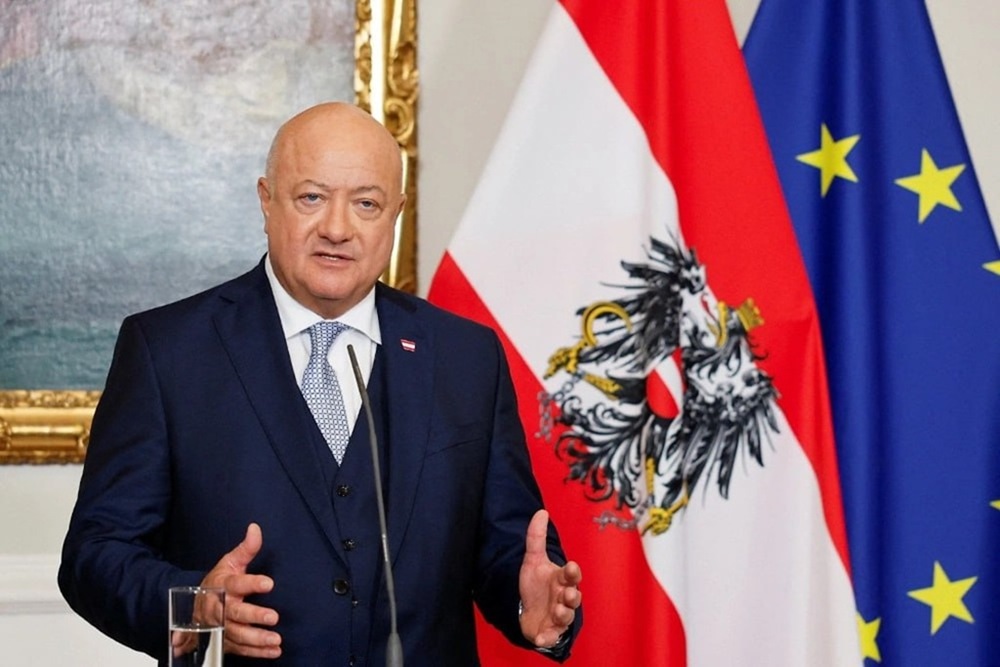 Австрия подтверждает неизменность нейтрального статуса