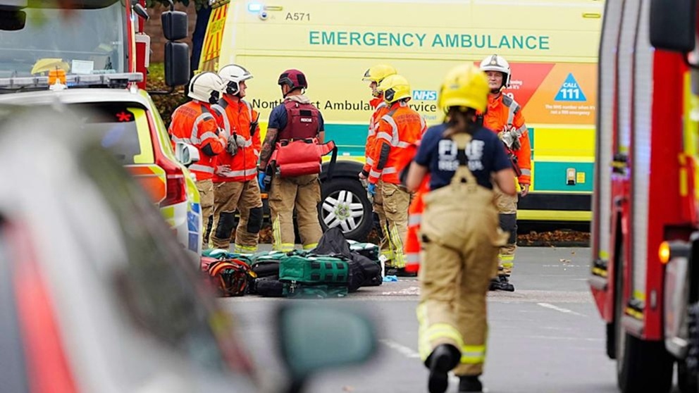 Кровавое утро в Манчестере: нападение на людей у синагоги Кровавое утро в Манчестере: нападение на людей у синагоги