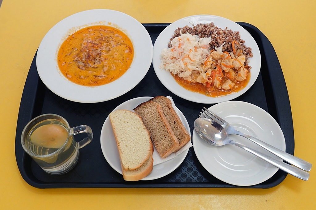 Следствие выясняет обстоятельства массового отравления в петербургском колледже