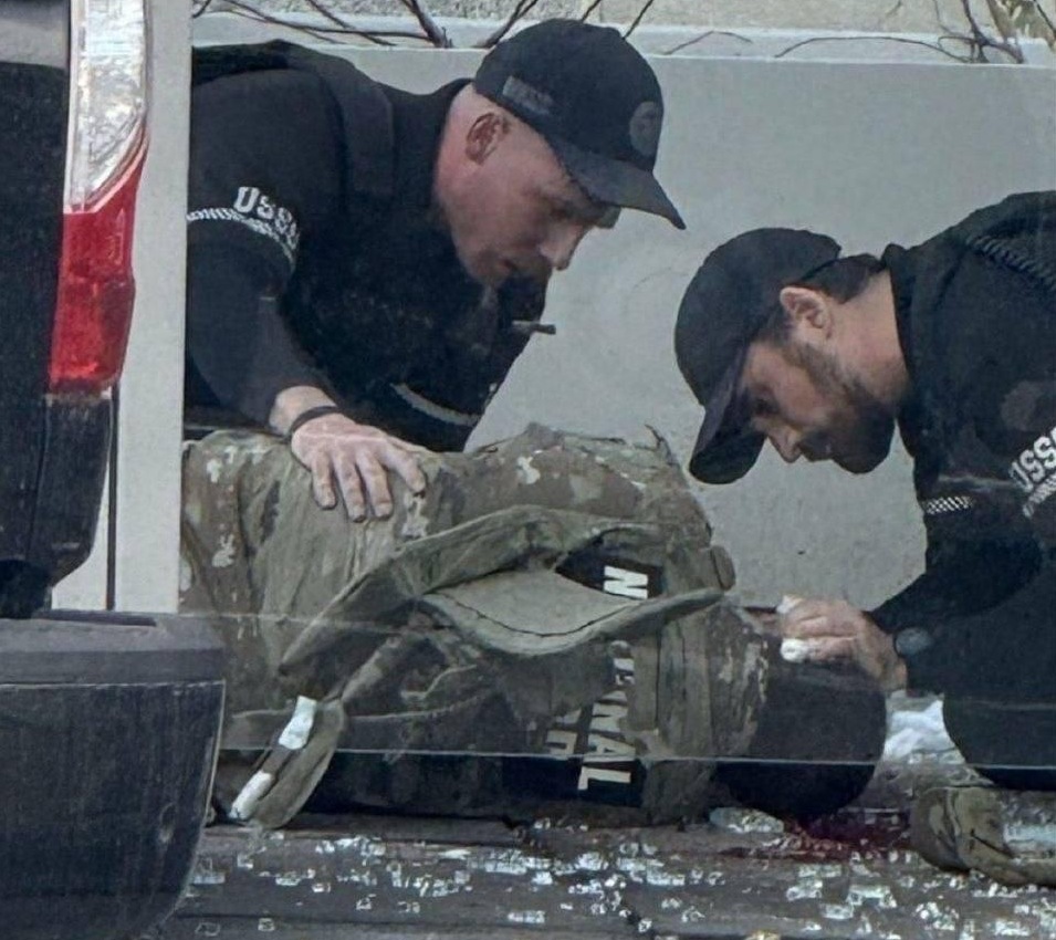 Перестрелка у Белого дома: два гвардейца погибли