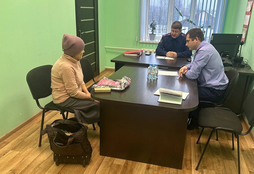 Следственный комитет провёл выездной приём граждан в Ленобласти Следственный комитет провёл выездной приём граждан в Ленобласти