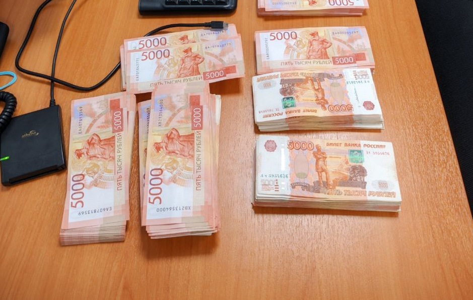 Студент в Калининграде перевёл мошенникам 2,1 млн рублей, принадлежащих его родителям