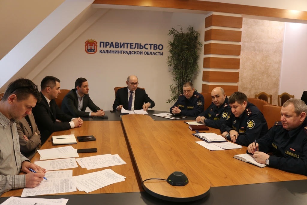 Власти Калининградской области расширяют сотрудничество с колониями для поставок мебели и благоустройства Власти Калининградской области расширяют сотрудничество с колониями для поставок мебели и благоустройства