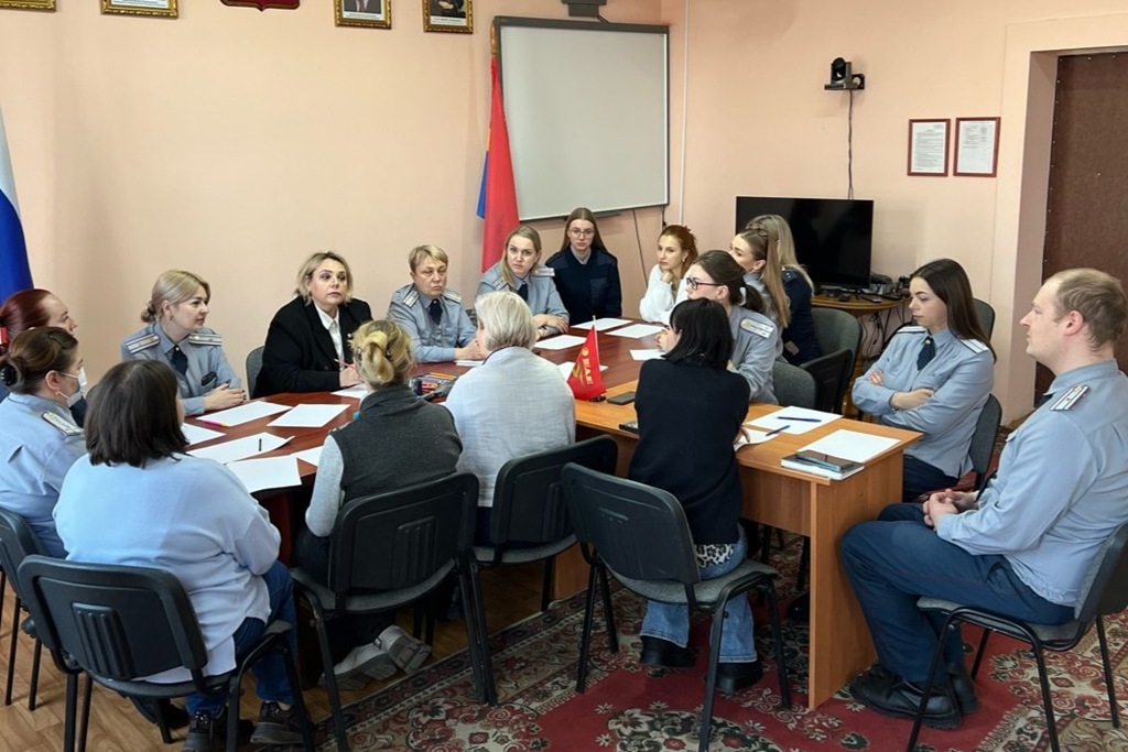 Психологи УФСИН подвели итоги года и освоили новые методы работы Психологи УФСИН подвели итоги года и освоили новые методы работы