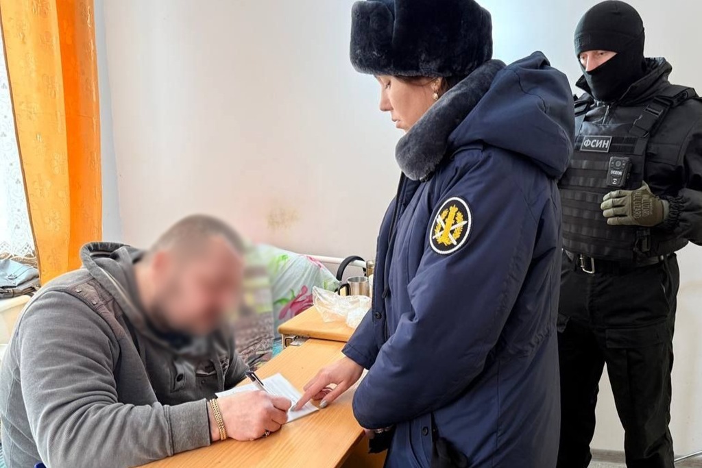 Сотрудники УИИ совместно с представителями полиции провели проверку осужденных Сотрудники УИИ совместно с представителями полиции провели проверку осужденных