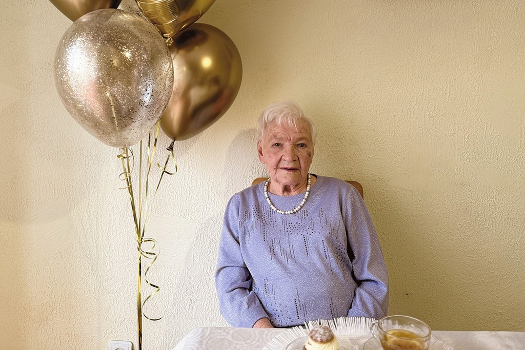 Два века на двоих: ветераны из Зеленоградска и Гурьевска встречают 101-й и 103-й дни рождения 8 Марта